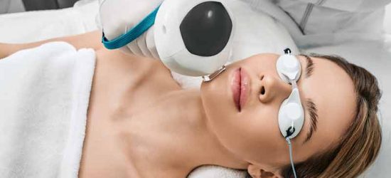 thervo-woman-receiving-ipl-treatment-in-spa-thumbnail